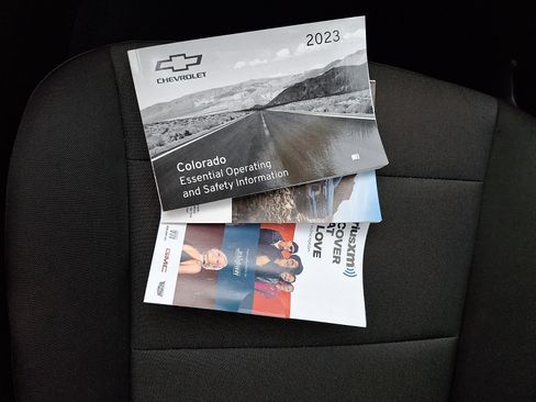 Used 2023 Chevrolet Colorado W/T image 26