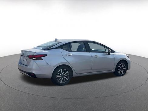 Used 2025 Nissan Versa SV image 15