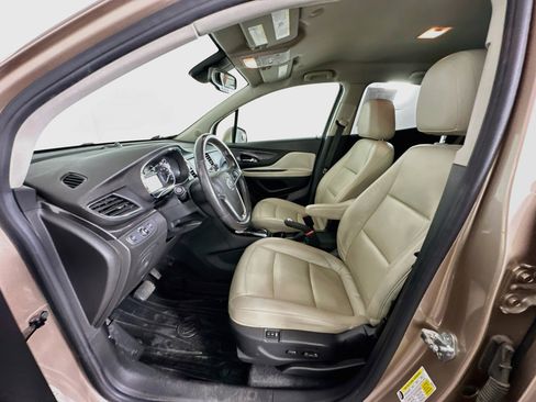 Used 2019 Buick Encore Essence FWD image 13