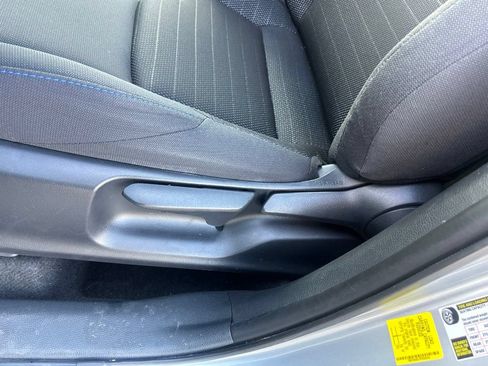 Used 2024 Toyota Corolla Cross AWD Hybrid image 19