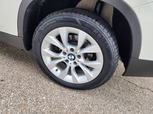 Used 2014 BMW X1 xDrive28i image 9