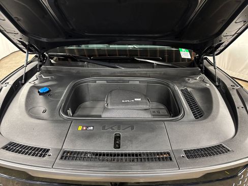 Certified 2024 Kia EV9 Land AWD/4WD image 33