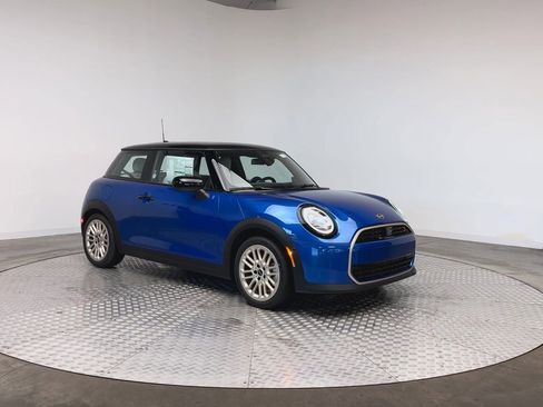 New 2026 MINI Cooper S image 2