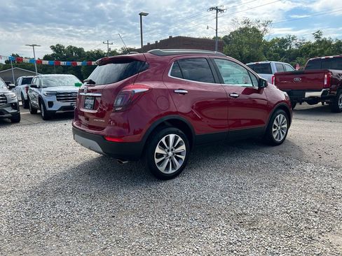 Used 2020 Buick Encore Preferred FWD image 8