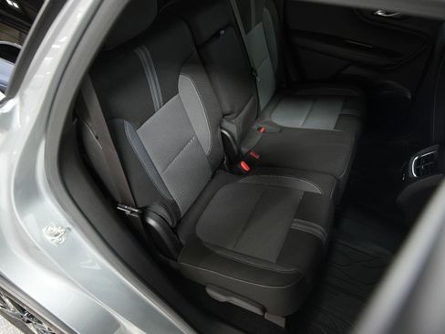 Used 2023 Chevrolet Blazer LT w/ Convenience Package FWD image 18