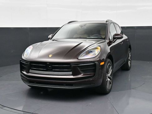 New 2026 Porsche Macan AWD/4WD image 29