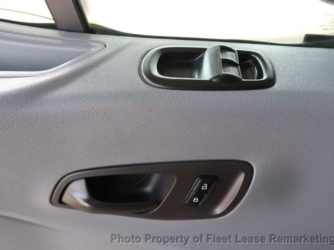 Used 2019 Ford Transit 250 138 RWD image 27