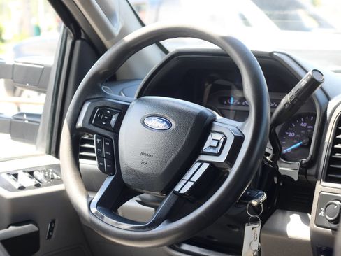 Used 2022 Ford F250 XL w/ Power Equipment Group AWD/4WD image 14