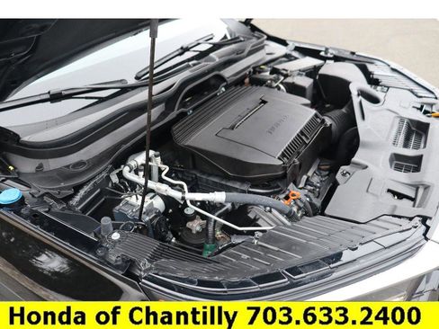 Certified 2025 Honda Pilot EX-L image 32