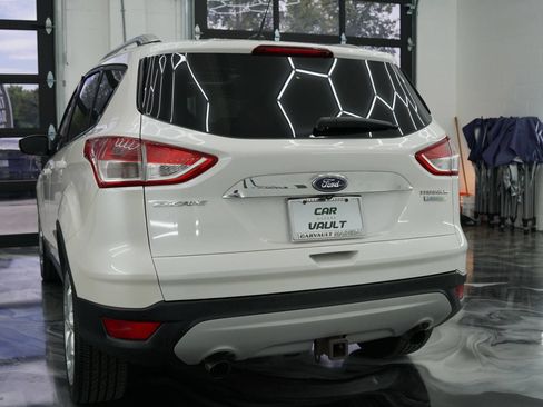 Used 2015 Ford Escape Titanium w/ Equipment Group 301A FWD image 13