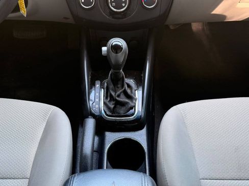 Used 2012 Kia Forte LX FWD image 15