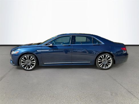 Used 2017 Lincoln Continental Reserve image 4