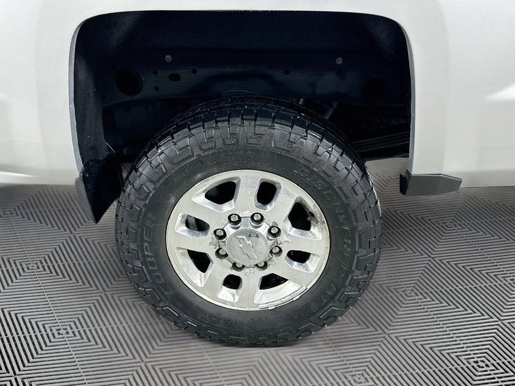 Used 2015 Chevrolet Silverado 2500 LT w/ Z71 Package, Off-Road AWD/4WD image 26