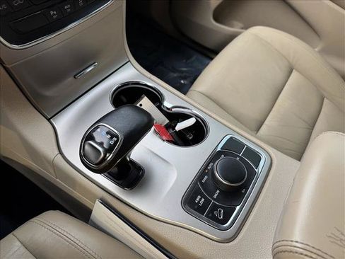 Used 2014 Jeep Grand Cherokee Limited AWD/4WD image 16