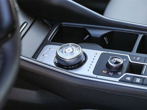 New 2026 Kia Sorento EX w/ EX Premium Package AWD/4WD image 17