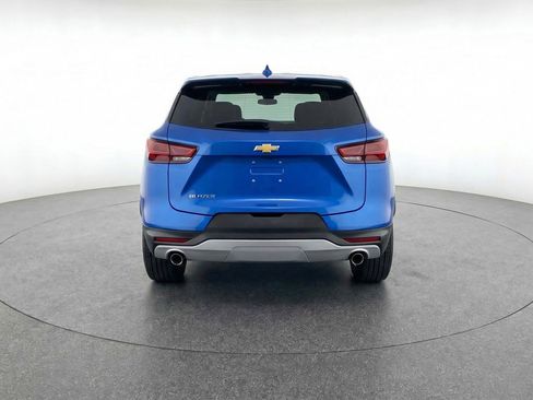 Used 2025 Chevrolet Blazer LT image 7