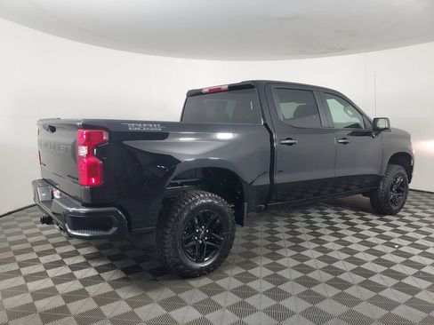 New 2026 Chevrolet Silverado 1500 Custom Trail Boss w/ Midnight Edition image 4
