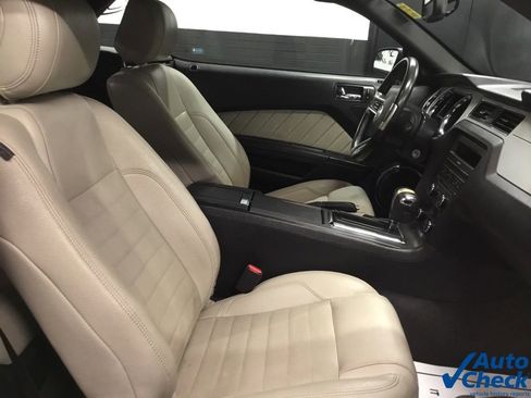 Used 2012 Ford Mustang Premium image 36