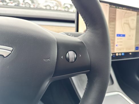 Used 2022 Tesla Model 3 Long Range image 22