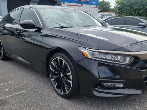 Used 2019 Honda Accord Sport image 8