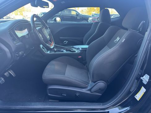 Used 2020 Dodge Challenger R/T Scat Pack image 10