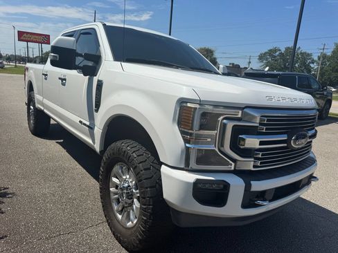 Used 2020 Ford F250 Limited AWD/4WD image 6