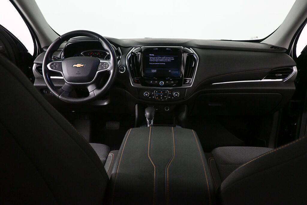 Used 2021 Chevrolet Traverse LT FWD image 15