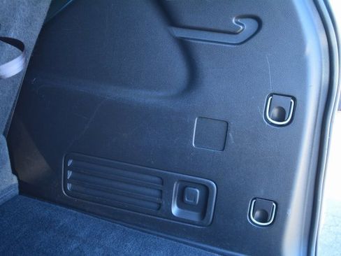 Used 2018 Chevrolet Traverse LT image 44