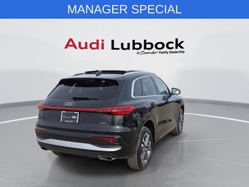 Certified 2025 Audi Q5 Premium w/ Convenience Package AWD/4WD image 8