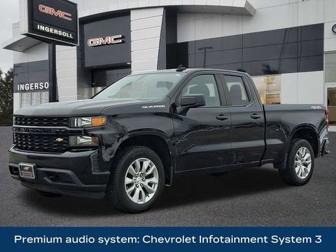 Used 2019 Chevrolet Silverado 1500 Custom w/ Custom Value Package image 4
