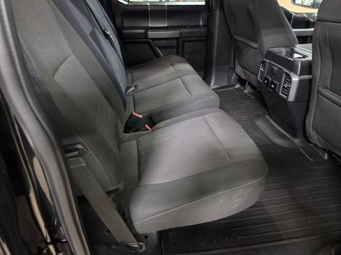 Used 2018 Ford F150 XLT w/ Equipment Group 302A Luxury AWD/4WD image 18