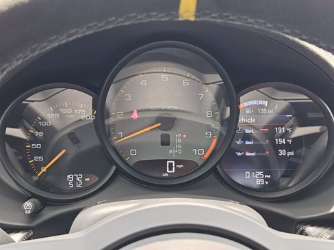 Used 2025 Porsche 718 Cayman GT4 RS RWD image 17