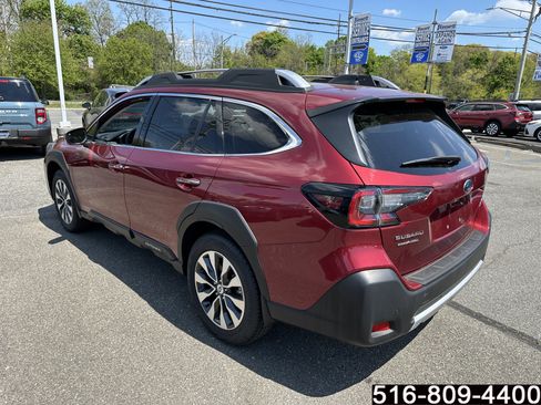 Used 2025 Subaru Outback Touring w/ Popular Package #2 AWD/4WD image 6
