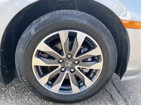 Used 2023 Honda Odyssey EX-L image 9