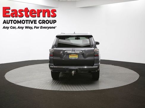 Used 2015 Toyota 4Runner Limited image 38