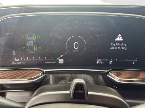 Used 2022 Cadillac Escalade Sport Platinum image 12