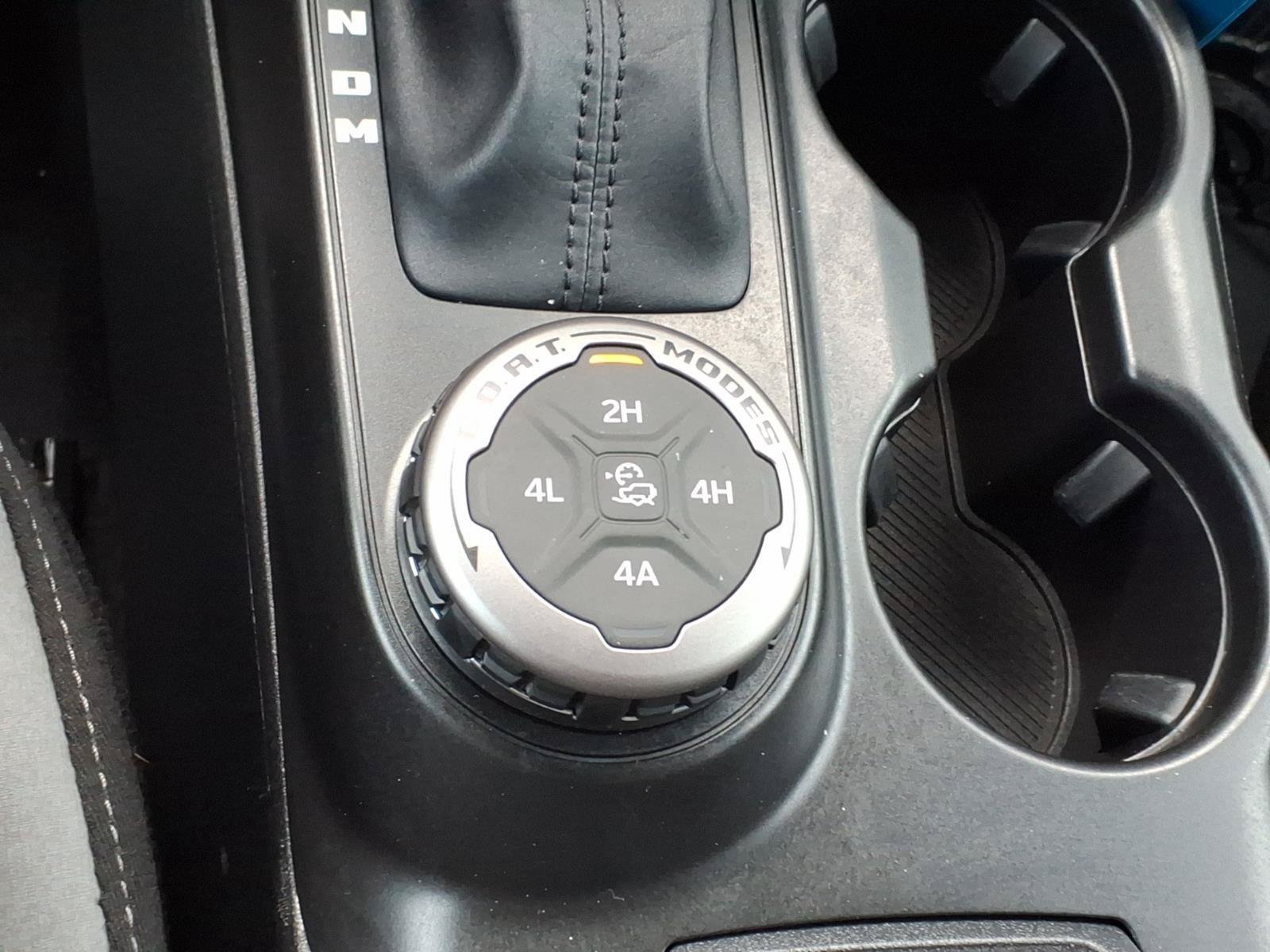 Used 2023 Ford Bronco Black Diamond AWD/4WD image 19