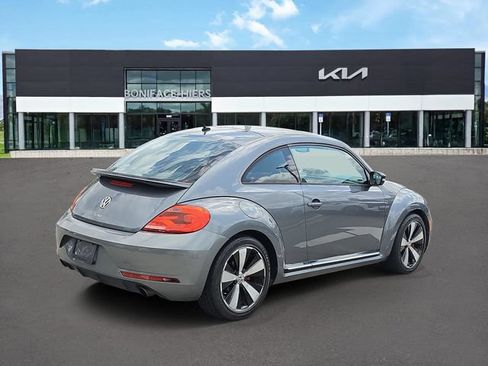 Used 2013 Volkswagen Beetle 2.0T FWD image 4
