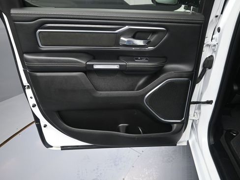 Used 2024 RAM 1500 Laramie image 28