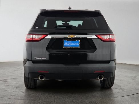 Used 2021 Chevrolet Traverse LS w/ LPO, Cargo Package FWD image 4