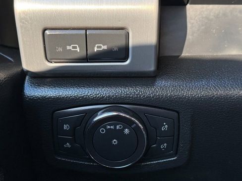 Used 2019 Ford F350 Platinum w/ Platinum Ultimate Package image 17