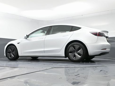 Used 2019 Tesla Model 3 Standard Range Plus image 53