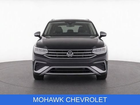 Used 2024 Volkswagen Tiguan Wolfsburg Edition AWD/4WD image 6