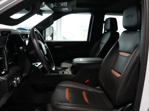 Used 2024 GMC Sierra 3500 AT4 w/ AT4 Premium Plus Package image 14