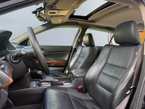 Used 2011 Honda Accord EX-L image 14