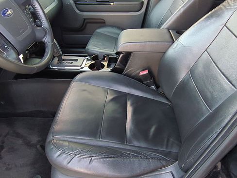 Used 2011 Ford Escape Limited w/ 301A Rapid Spec Order Code image 20