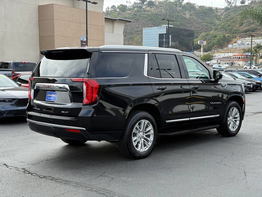Used 2024 GMC Yukon SLT AWD/4WD image 7