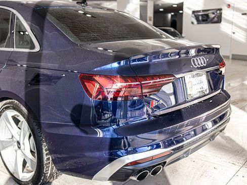 Used 2023 Audi S4 Premium w/ Convenience Package image 14