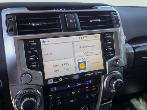 Used 2022 Toyota 4Runner Limited AWD/4WD image 19