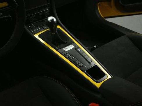 Used 2016 Porsche Cayman GT4 RWD image 43